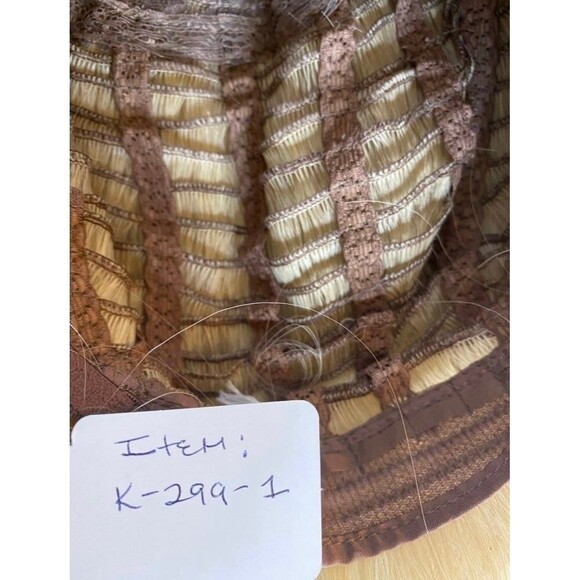 Long Synthetic Wig - Picture 4 of 6